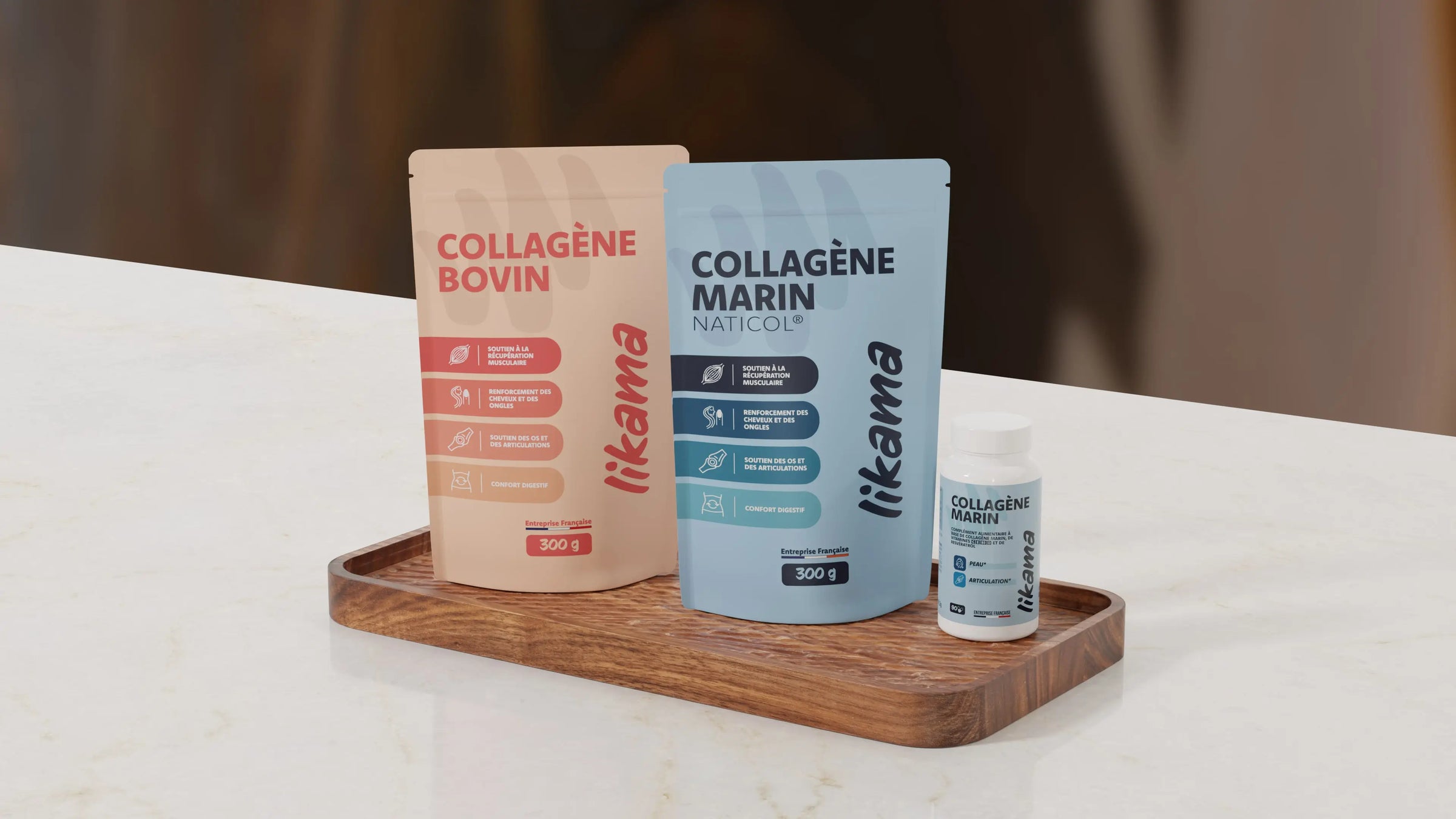 Produits Likama collagene en poudre et gélules posés sur plateau bois